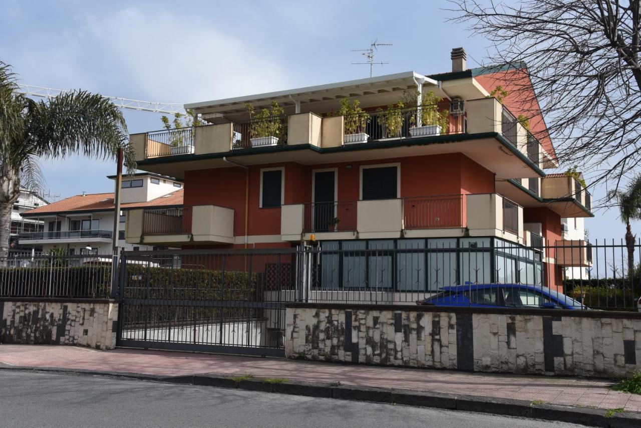 Willa Casa Rosanna Giardini-Naxos Zewnętrze zdjęcie