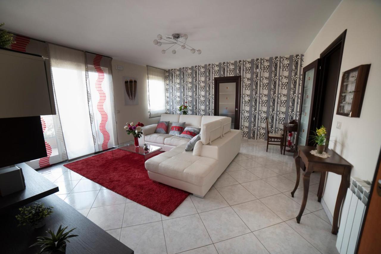 Willa Casa Rosanna Giardini-Naxos Zewnętrze zdjęcie