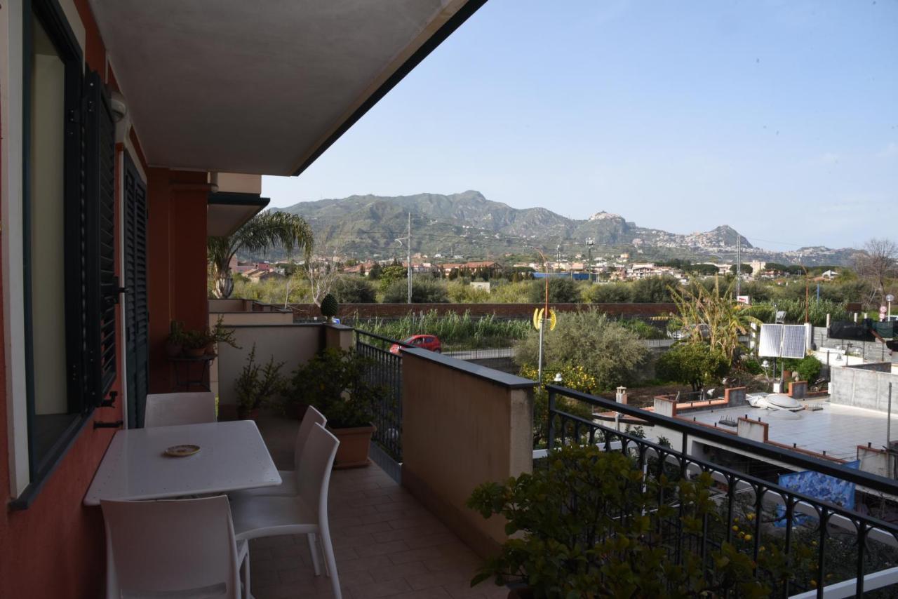 Willa Casa Rosanna Giardini-Naxos Zewnętrze zdjęcie